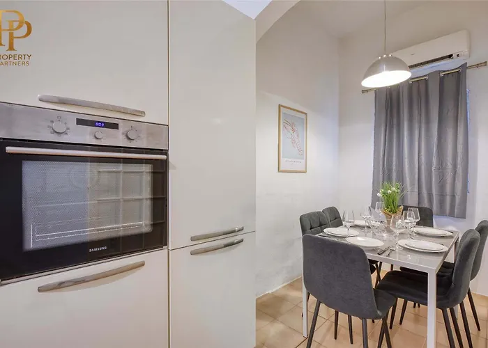 Appartement Steps From Seafront & Ferries *